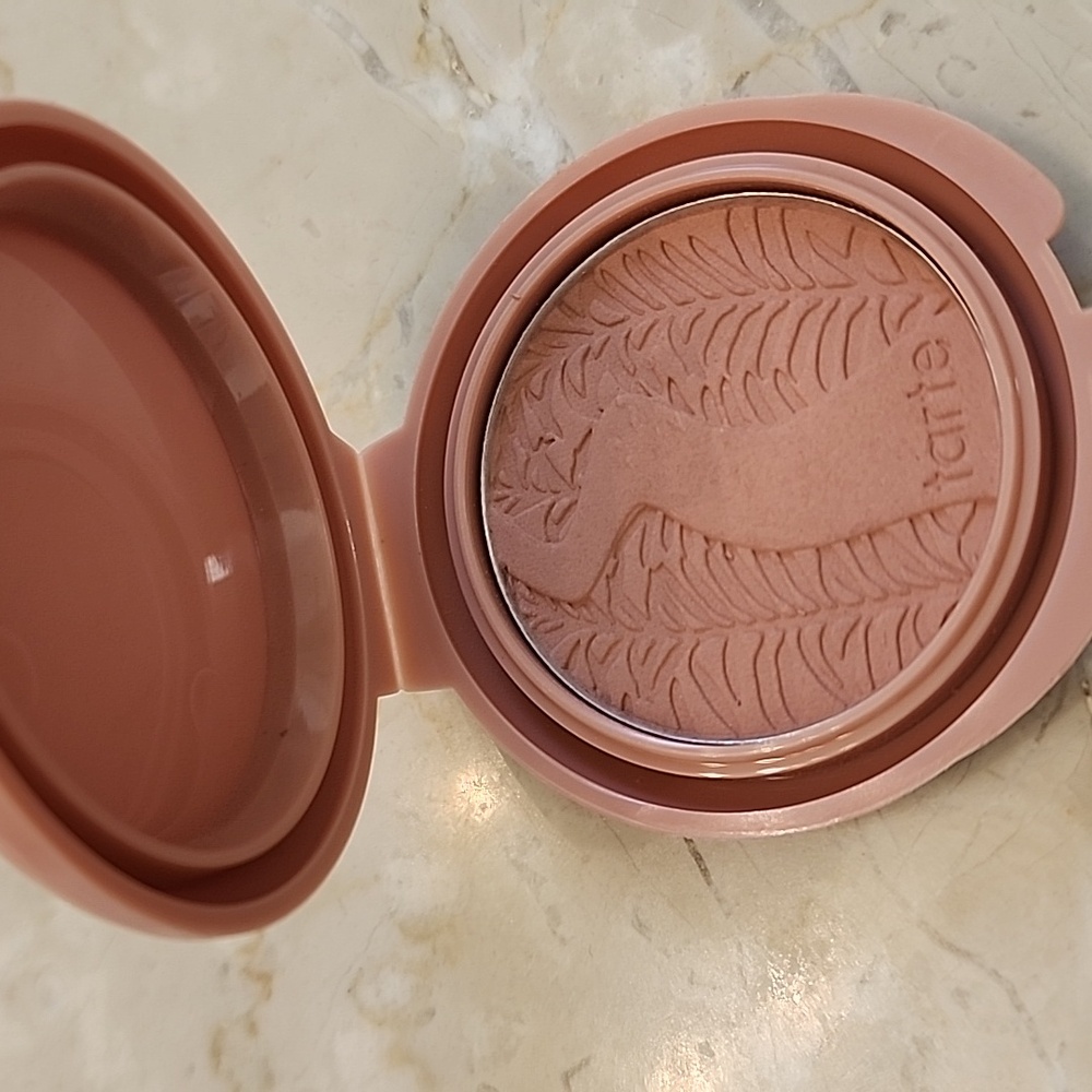 Tarte Compact Color: Paaarty - rosy buff-mini size 1 g